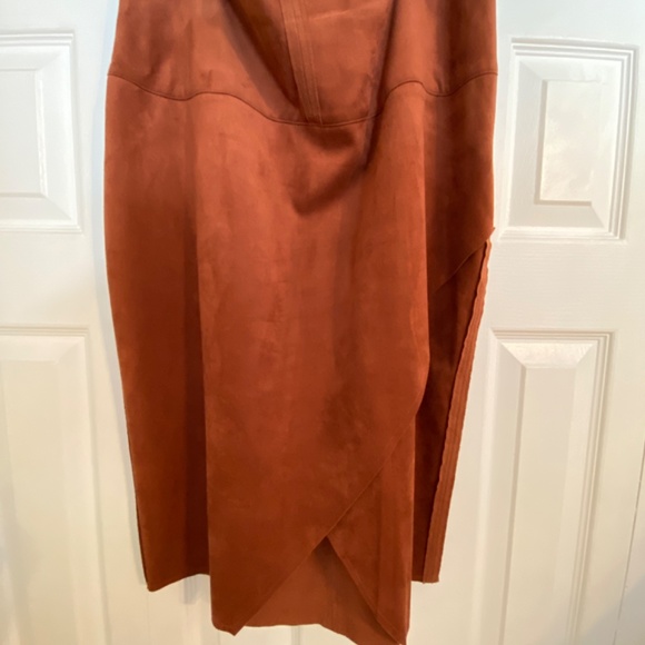 INC International Concepts Faux Suede Skirt - NWOT - Picture 9 of 13